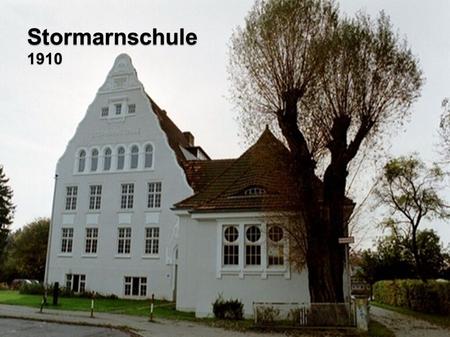 Stormarnschule 1910. Facts The Stormarnschule has about 900 students The school has about 70 teachers It was founded in 1910 as girl school The first.